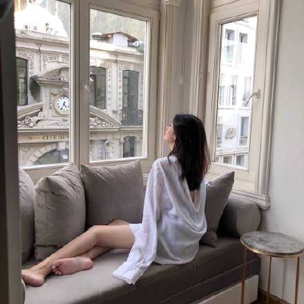 不必过分期待 他如果在乎你 会比你更怕错过