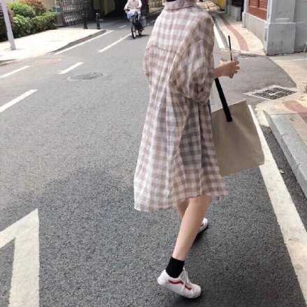 突然不想和你在一起了 看你每天这样敷衍我我也挺累的 我放你走好不好 在这段感情里面 你连跟我说几句话都不愿意多说 我到底图你什么