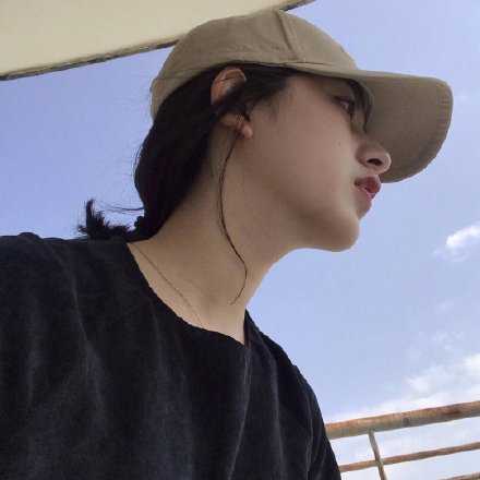 你可以不认同我喜欢的东西 但别当着我的面否定它