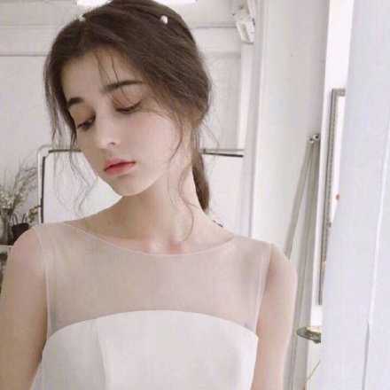 有心者有所累 无心者无所谓 你总是在一个人的时候想太多 然后莫名其妙不开心