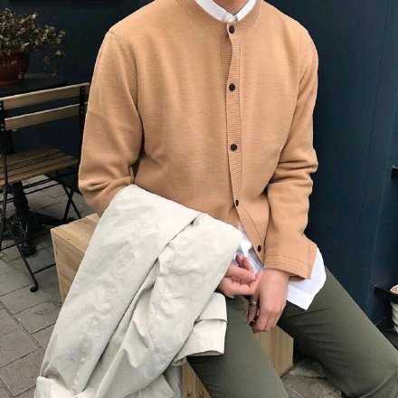 真正有教养的人，从不占口舌之快，从不会让别人难堪，他们会做到把舒服让给别人！