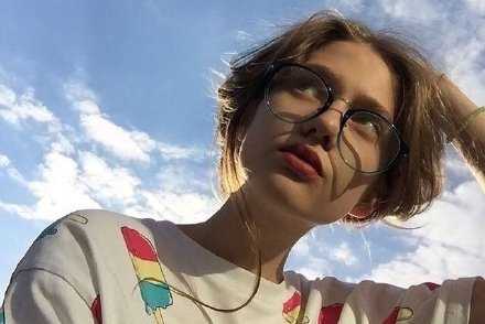 渐渐懂得 人还是要清醒 要识趣 更要懂得适可而止