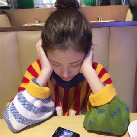 买一件衣服 就少了一条裤子和一双鞋子