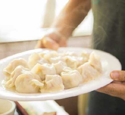 “饺子应万物。”