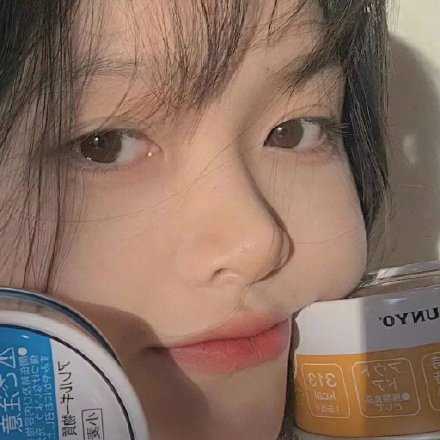 希望你知道，你是我绝对不会后悔遇见的人。我不知道未来会发生什么事情，还会有多少的不确定性，但你出现在我的生活里这对我来说很重要。