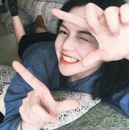 年纪大了 只喜欢有结果的事 和说话算话的人 比起心动 我更喜欢心安 比起喜欢 我更喜欢偏爱