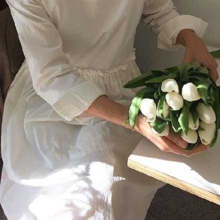 姑娘 希望你活得尽兴 而不是庆幸