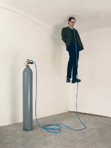 有些东西，不是说全然不曾有过，只是活着活着那东西就用不上了，所以忘了。