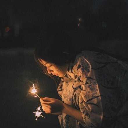 曾经连互道晚安都要花上半个小时人 你弄丢了吗