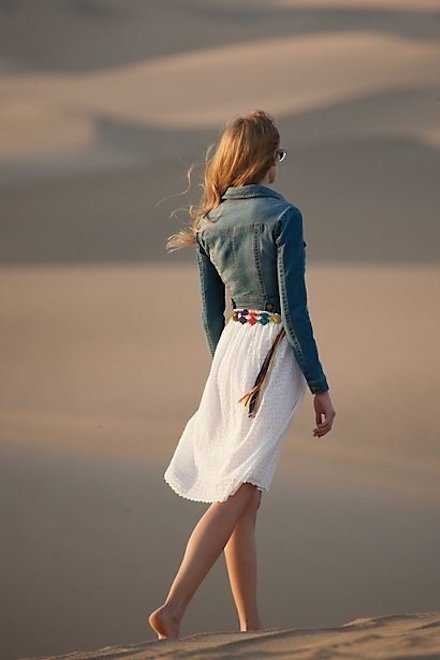 成长是一件有趣的事，它是不知不觉的，一个人的模样或突然被另一个模样取代。