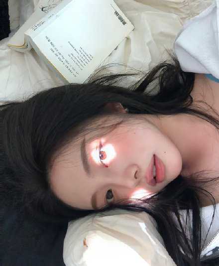 放松些，不要为了没有发生或者无法掌控的事而焦虑，让它随着自己的本意慢慢发展吧。