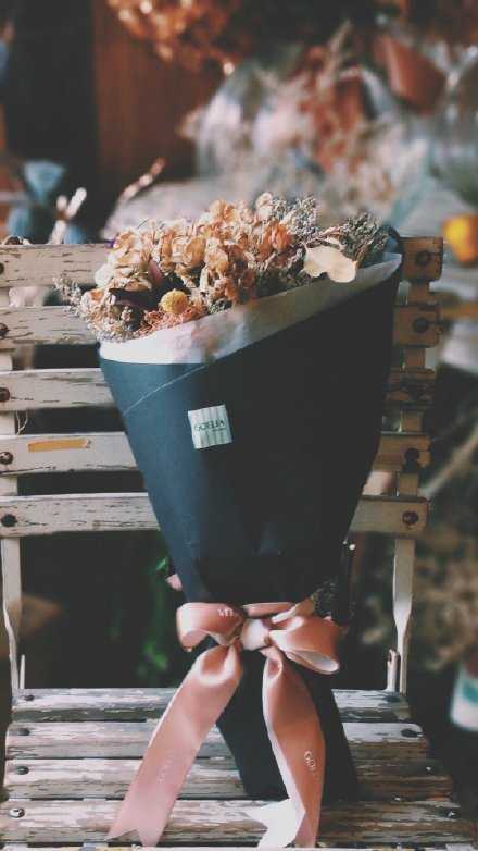 曾经的意中人 现在的忆中人