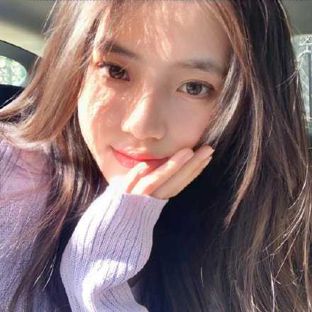 人在很多事情上都可以努力，唯独人与人之间的关系不行，能走到最后的，其实一开始就是同路人。