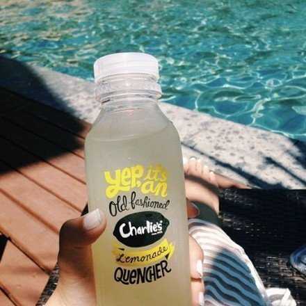 瓶子长得好看 我一定多喝水