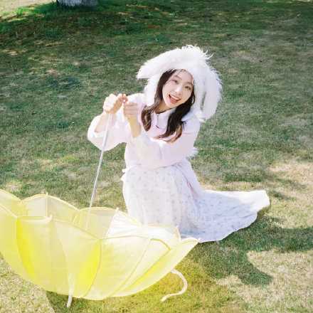 愿我们都在寻找自爱自洽的路上开心奔跑