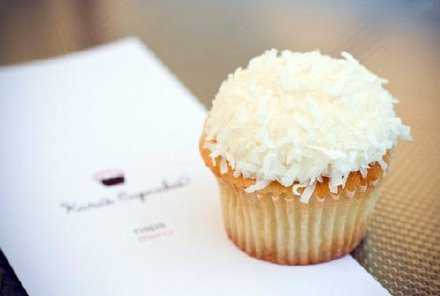 我们永远只能生活在现在，要伟大就现在伟大，要超脱就现在超脱，要快乐就现在快乐。