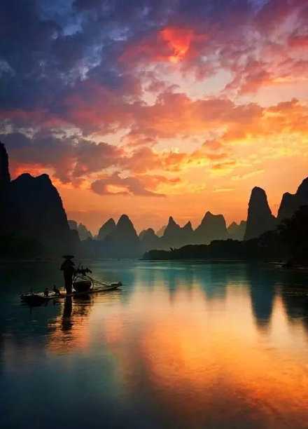 走完该走的路，才能走想走的路。