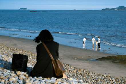 没有回声，没有涟漪，意味着你不是他的小石头。