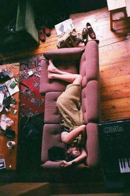 真的累了，就想要不顾一切的休息一场。