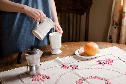 慢慢走路，多多喝水。早安。