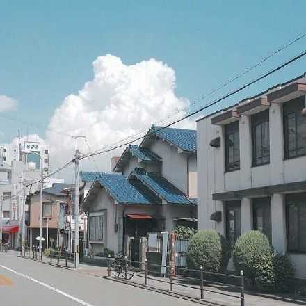 多希望有一天我们变回陌生，然后和你重新认识一遍。