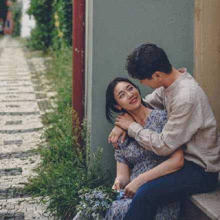 可能时间刚好 你眼角带笑