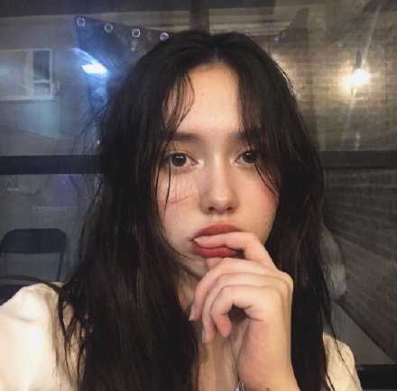 谈过最远的一次恋爱 我在你对面 你在看手机