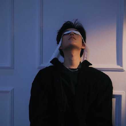 我不擅长挽留 可偏偏这么多人要走