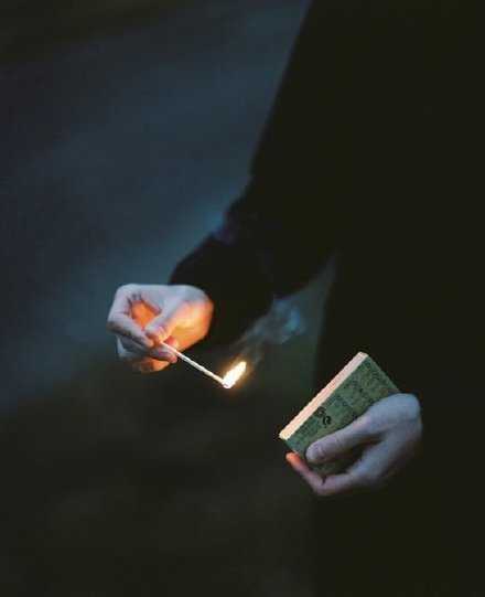 不具有“敏感”这种东西的人，总会深深刺痛别人而不自知。