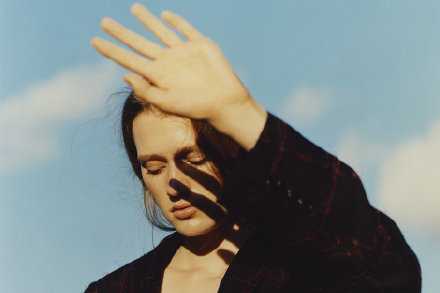 最近越来越坚信一点。就是，人真的不用担心自己适应不了什么状态/遭遇。人只要没死，没有什么是不能适应的。