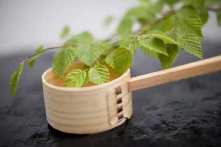 在繁华中自律，在落魄中自愈。