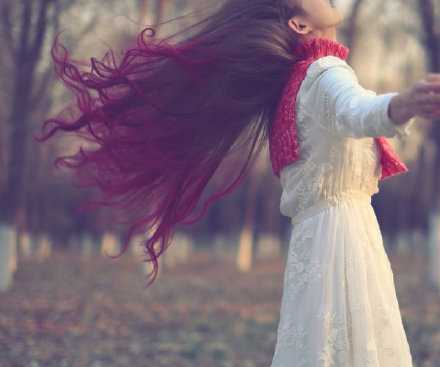 人生如果是十分，我渴望这样度过：三分是遥不可及的理想，三分是别人口中不争的现实，三分是自己无所畏惧的追求，剩下一分就留给偶尔的忐忑不安、颓废消极或怠慢逃避！