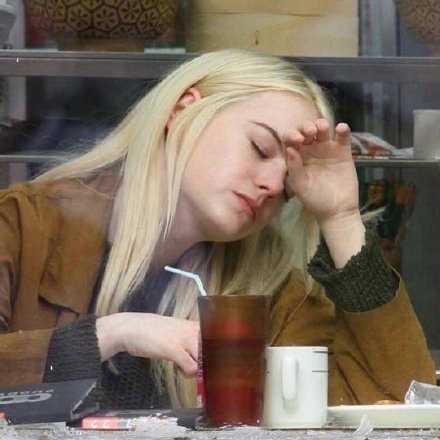 那些没有目标又游手好闲的人，更加容易积攒压力，对人生的虚无感到烦躁。