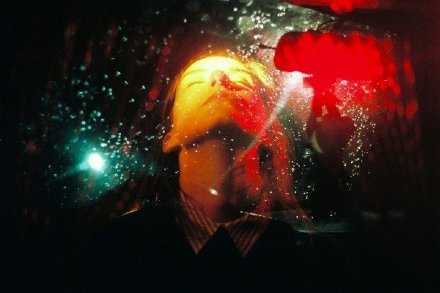 那种既不能断干净 又不能和好如初的关系 最折磨人了