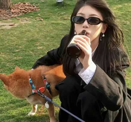 “信念是溺水时的救生圈，只要不松手，希望就在。”