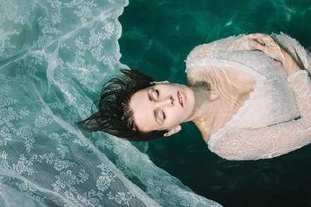 没有过感同身受 就不要冷嘲热讽