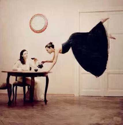 笑脸给多了惯的都是病 没有人感激过你的善良 TA只会得寸进尺