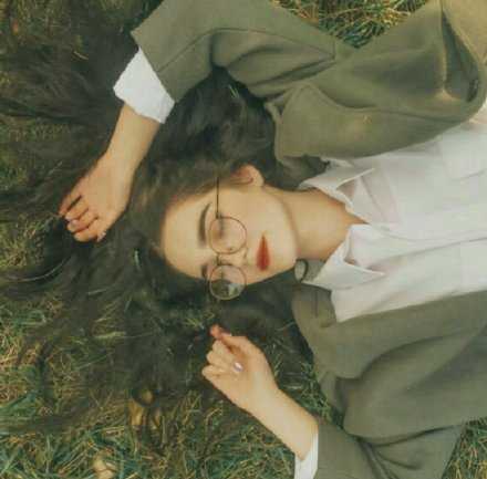 愿有人喝了酒 眼睛闪闪和你讲浪漫和爱