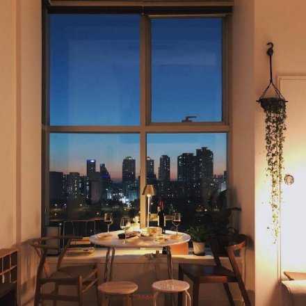 夜晚就是享受生活最好的时候，它是安静的，自由的，没有人打扰的。这个时候做自己喜欢的事，快乐的程度是白天快乐的200%。