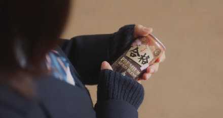 凡你总需要反复向人倾诉的问题，都是为了在答案上努力欺瞒自己。而唯一能解决问题的方式不是倾诉，而是醒过来。