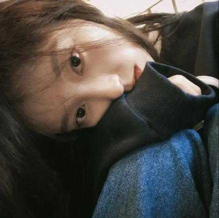 猜测别人的心思消耗的是自己，安全感是自己给自己的，自给自足的人才是真正强大的，且具备自我认同感的人。