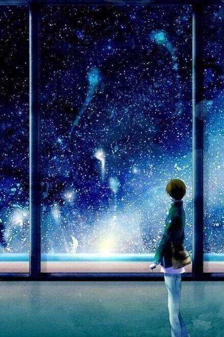 有时候，你必须要明白，有些人能留在你的心里，但不能留在你生活里。