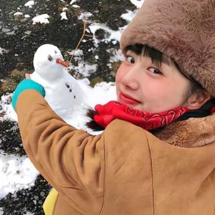 想要从讨厌的地方飞出来，就得有藏起来的翅膀。