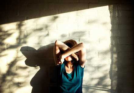 每一个百毒不侵的人，曾经都无药可救过。