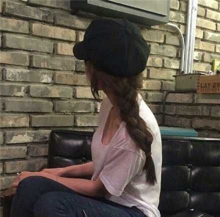 其实每次嘴上跟你吵完架 我心里都特别后悔 真的 当时真该动手打你