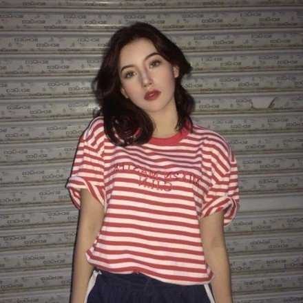 很生气也不敢胡闹 怕自己不够重要