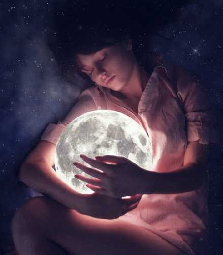 如今只羡慕一种人 把什么都看得很轻的那种 晚安