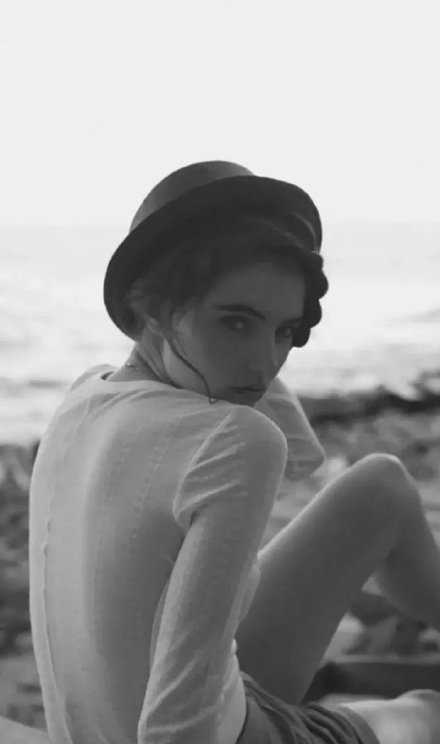 因为脾气太差 说话太直 做人不能曲能伸 所以我也不喜欢自己