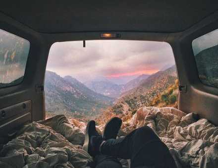 你啊 总是不甘平凡 有想法 想出人头地 但是你忘了一点 你懒啊