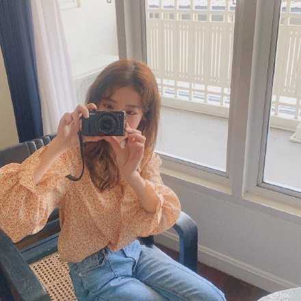 冬天没有甜甜的恋爱 只会把人冻成憨憨